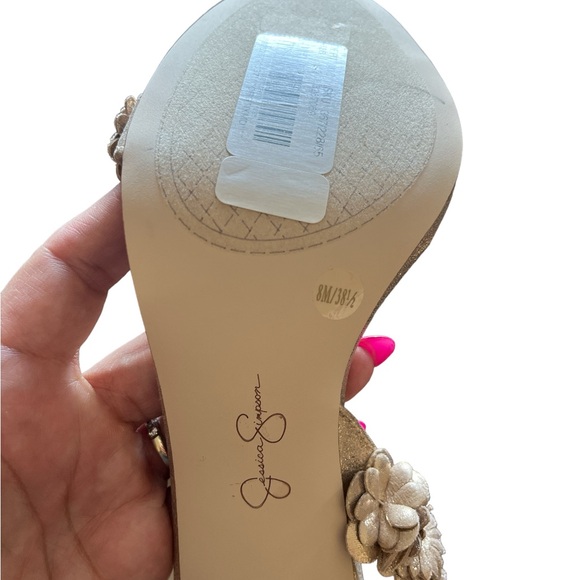 Jessica Simpson Jessin Gold Leather Open Toe Flower Strap High Heel size 8 - Picture 4 of 5